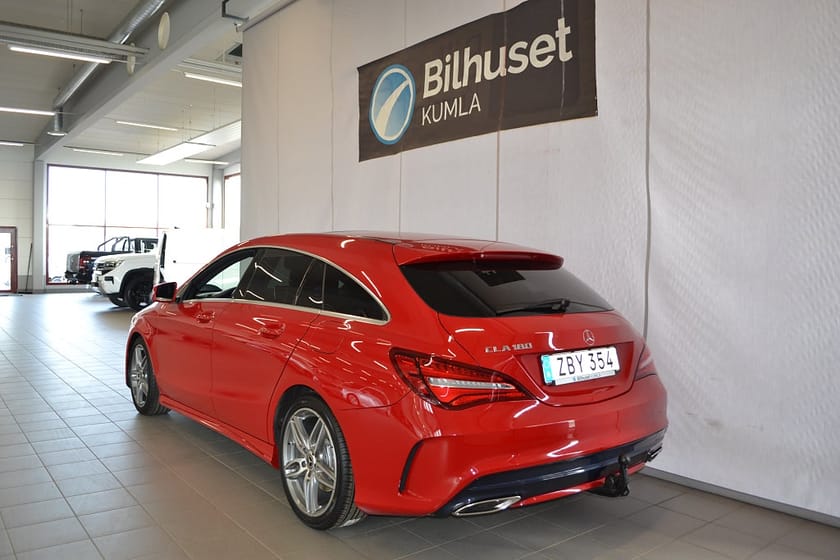 Bild 3 av Mercedes-Benz CLA 180 Shooting Brake AMG 122hk Aut Drag V-Hjul Panorama