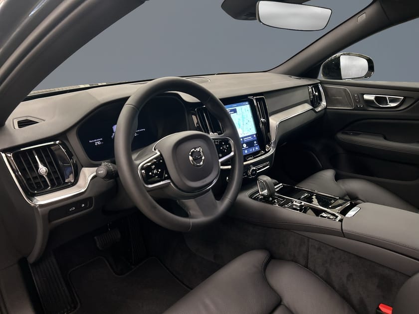 Bild 5 av Volvo V60 T6 Plus Dark Nordic Edition//360-kamera//HarmanKardon//