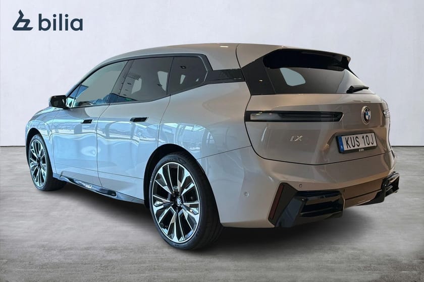 Bild 2 av BMW iX xDrive60 xDrive 60 M-sport Pro | Busniess Lease fr. 9995:-