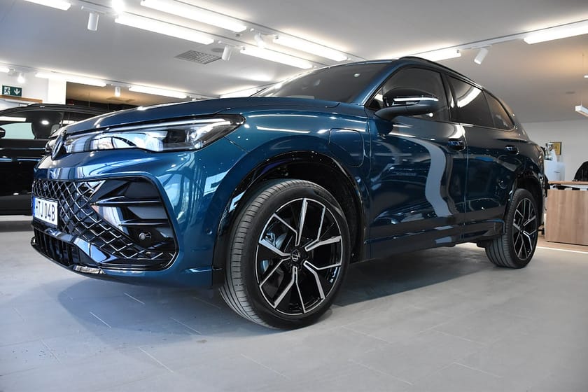 Bild 1 av Volkswagen Tiguan eHybrid R-Line Edition *SE UTRUSTNING*
