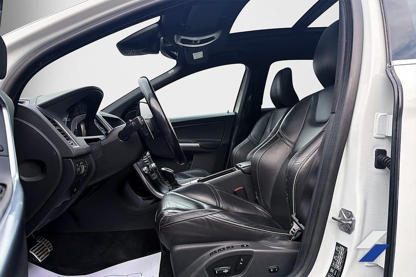 Bild 5 av Volvo XC60 D5 AWD Black R-Design BE Pro Polestar Kamera Pano Navi