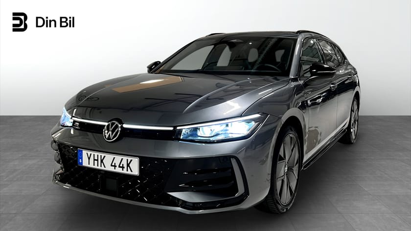 Bild 1 av Volkswagen Passat Variant eHybrid 272 DSG6 R-LINE