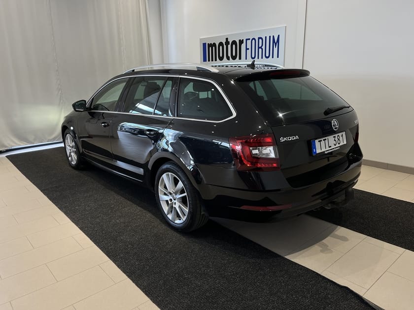 Bild 3 av Škoda Octavia Kombi VIA COMBI STYLE 1,5 TSI 150 DSG STY