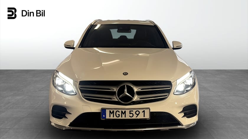 Bild 4 av Mercedes-Benz GLC 220 d 4MATIC 4 MATIC 9-G TRONIC 170 HK