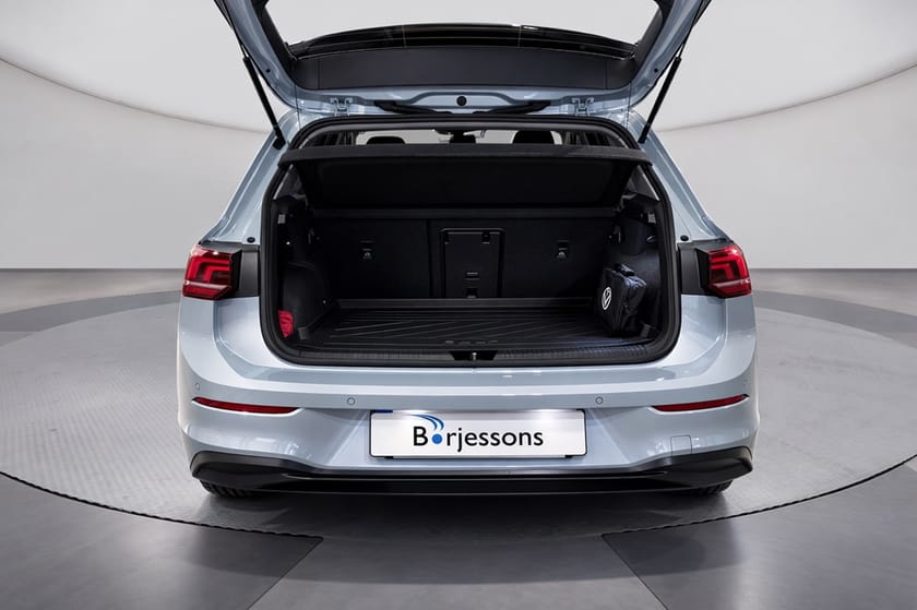 Bild 4 av Volkswagen Golf eHybrid Life 204hk *SNABB LEVERANS*