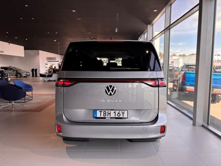 Bild 4 av Volkswagen ID. Buzz LWB Olympic Edition 7 sits lång