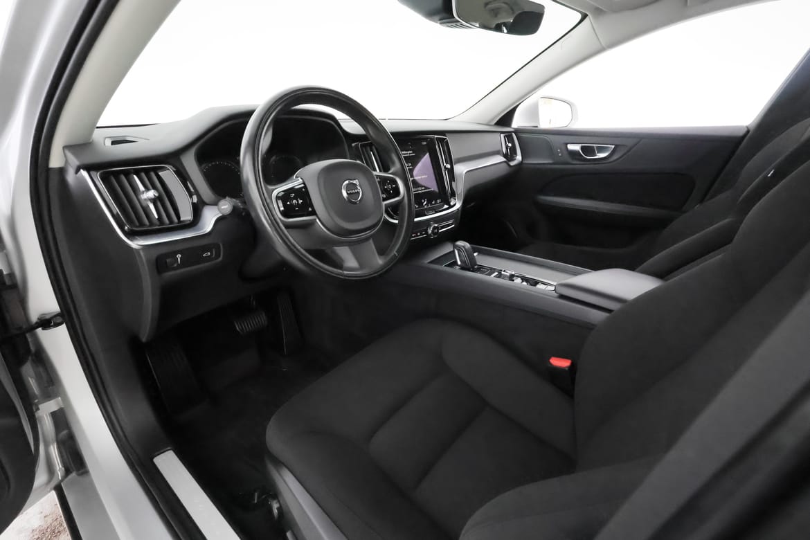 Volvo V60 2021 - miniatyr 10