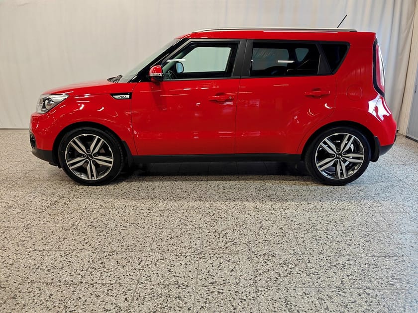 Bild 2 av Kia Soul 1.6 CRDi DCT, 136hk, Vinterhjul, Drag