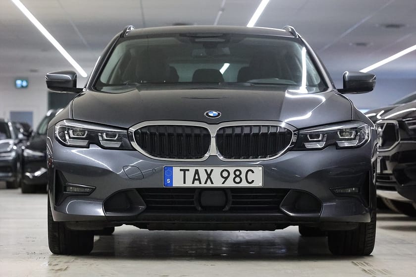 Bild 5 av BMW 330e xDrive Touring 292hk Sport Line Shadow Navi Läder Drag