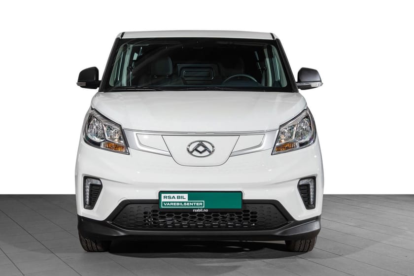 Bilde 2 av Maxus e-Deliver 3 LWB 6,3 m3 50,2 kWh 122hk TECH. Dab+/R.Kamera/Lang