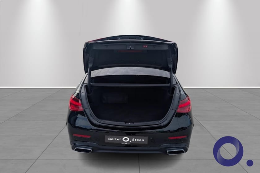 Bilde 5 av Mercedes-Benz C 300 e 300e / AMG/ Head up/ Panorama