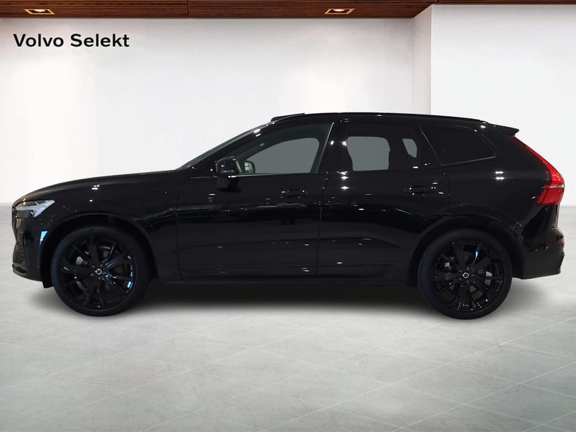 Bild 3 av Volvo XC60 T6 Plus Black Nordic Edition