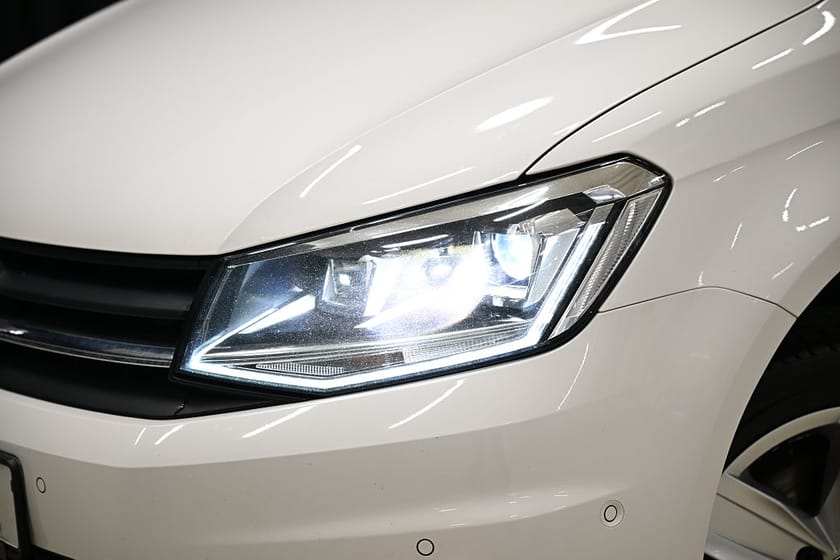 Bild 5 av Volkswagen Caddy Maxi Van 4Motion 150HK Nedlackad|LED|Inredd|Drag|Värmare