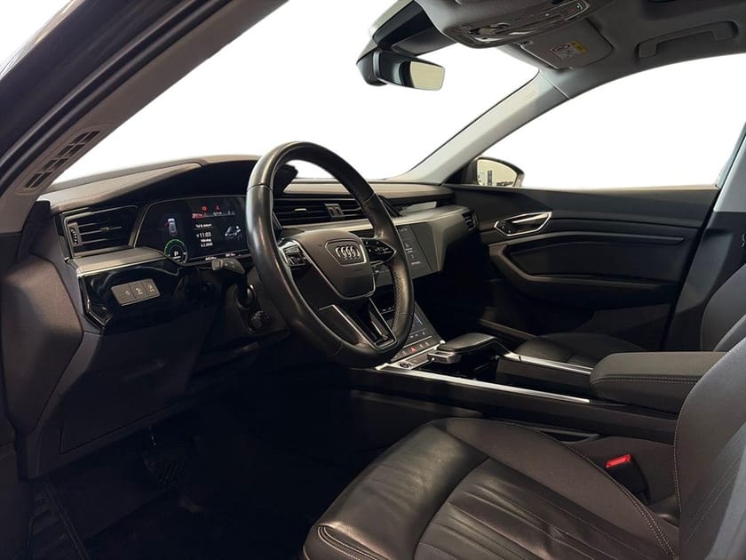 Bild 5 av Audi Q8 50 e-tron quattro 250,00 KW 250