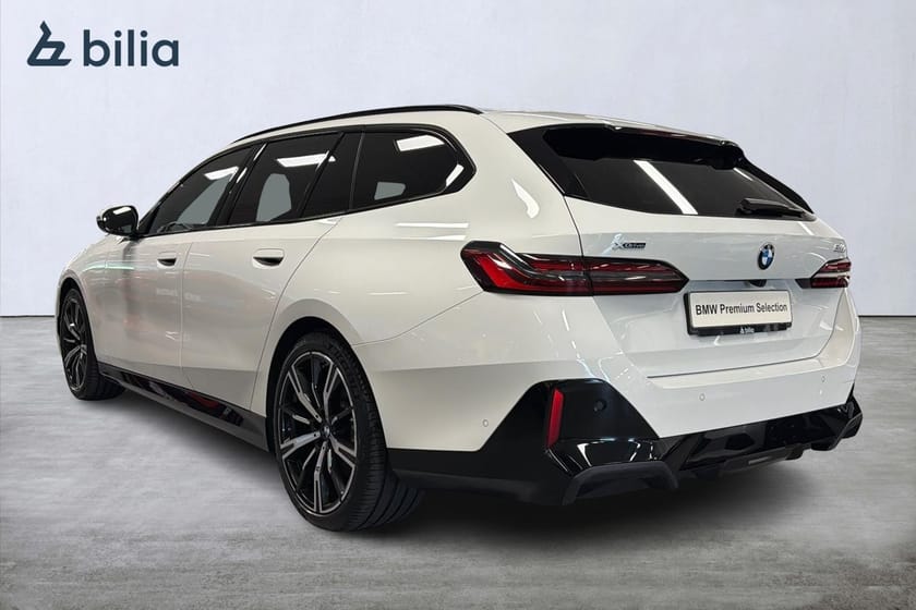 Bild 2 av BMW 520d xDrive Touring M-sport Pro | Värmare | Drag | H&K | 360