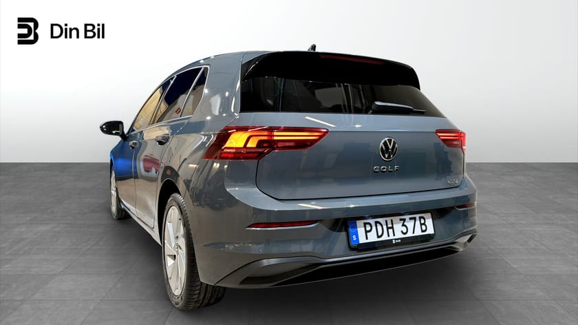 Bild 3 av Volkswagen Golf eTSI150 DSG P-värmare/Backkamera