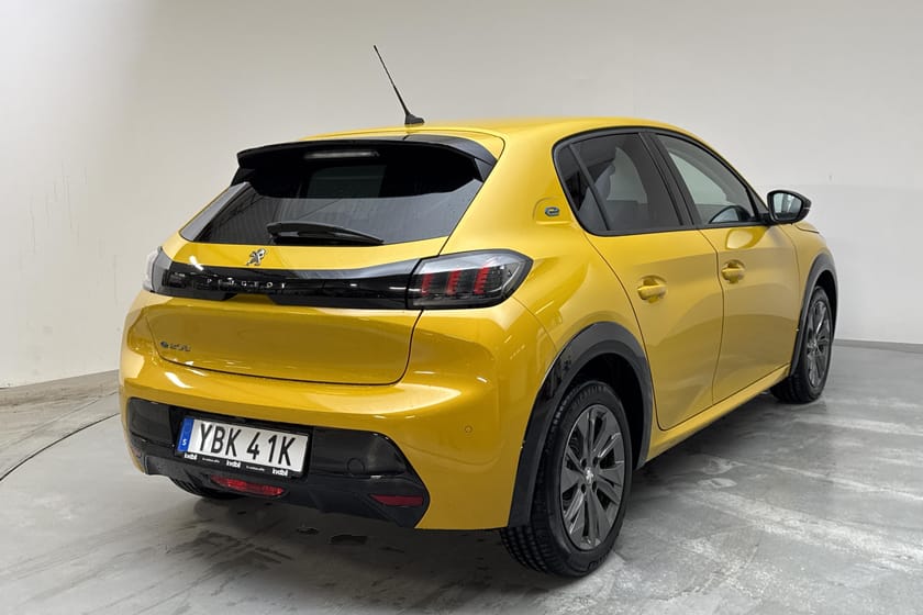 Bild 3 av Peugeot e-208 50kWh 5dr (136hk) Active