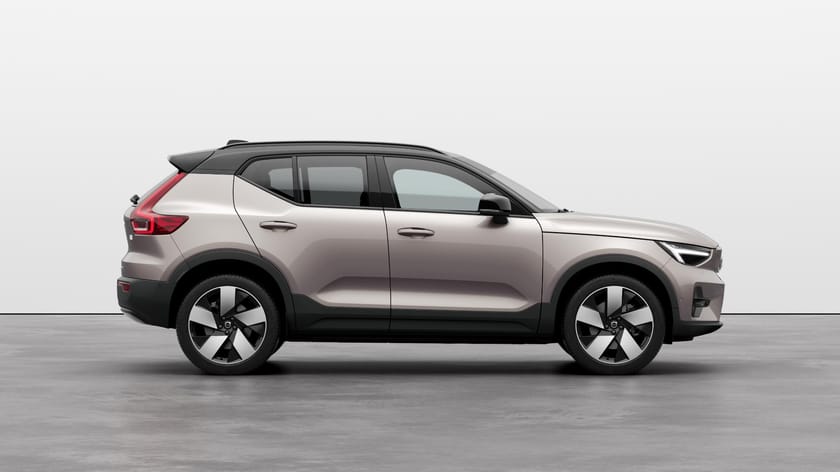 Bilde 2 av Volvo XC40 Recharge Twin Ultimate KROK|PANO|20"|360|H&K|TONEDE