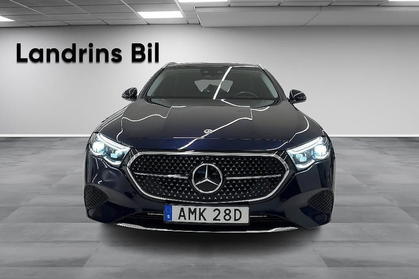 Bild 2 av Mercedes-Benz E 300 de 4MATIC T 9G-Tronic Avantgarde Advanced Plus