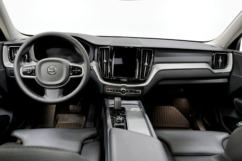 Bild 4 av Volvo XC60 Recharge T6 II Plus Dark Edition.