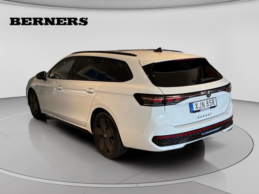 Bild 3 av Volkswagen Passat Sportscombi 2.0 TDI 193 DSG7 4M R-LINE
