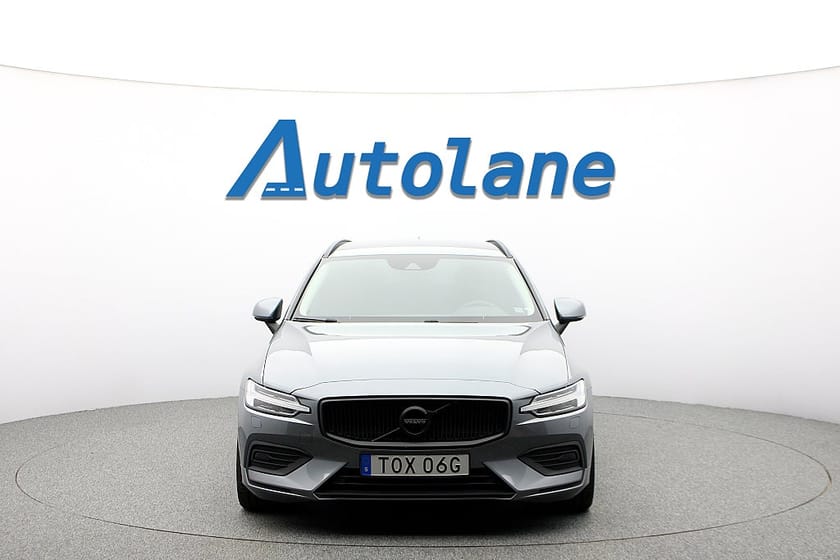 Bild 3 av Volvo V60 D3 AWD , Värmare, Dragkrok, Carplay, 20tum