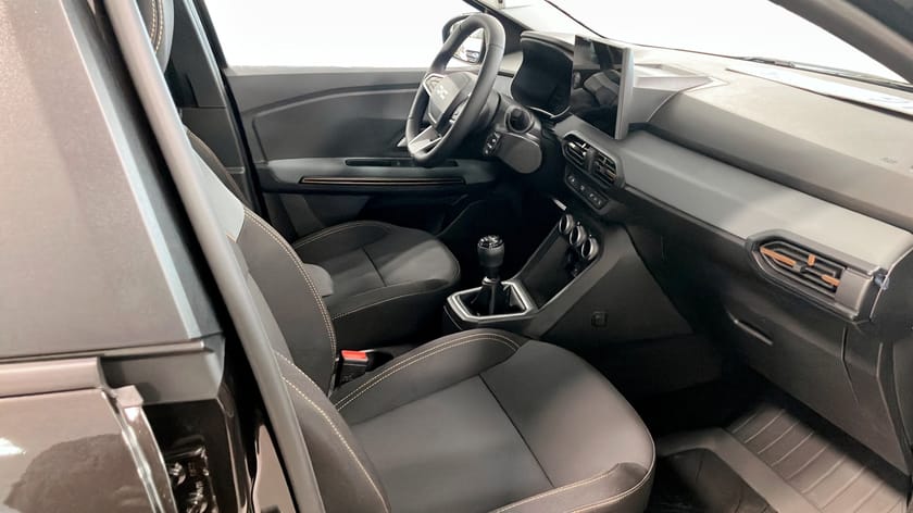 Bild 3 av Dacia Jogger 7-sätes EXTREME PL Fr:2790/mån TCE 110 7-SITS