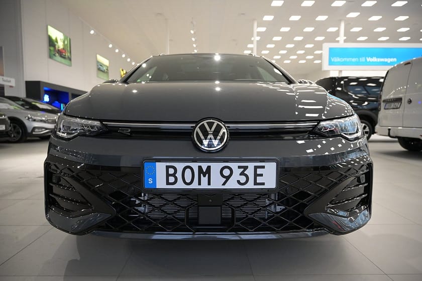 Bild 3 av Volkswagen Golf Sportscombi R-Line 2.0 TSI 4Motion *SE UTRUSTNING!*
