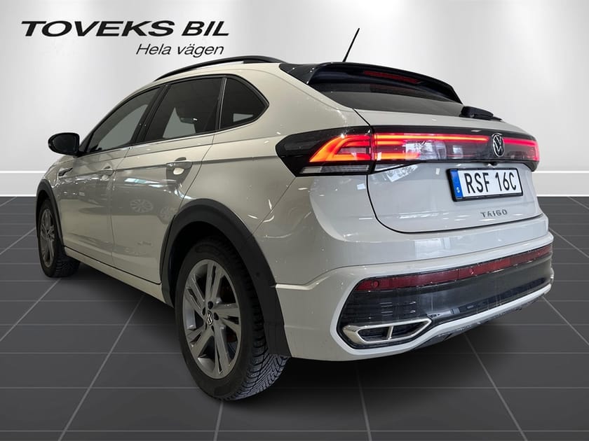 Bild 3 av Volkswagen Taigo R-Line 110HK Motorvärmare|Keyless|Kamera