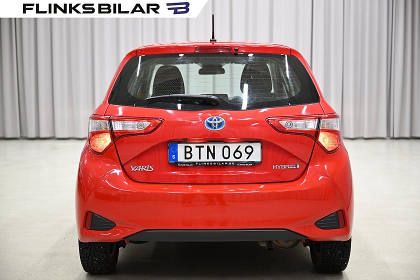 Bild 5 av Toyota Yaris Hybrid 101HK Automat|Backkamera|S&V-Hjul|Nyservad