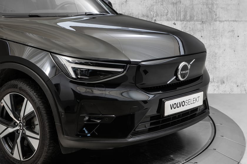 Bilde 2 av Volvo XC40 Recharge Twin motor Ultimate 360/Hengerfeste/Harman/El.stol/Pixel/20"