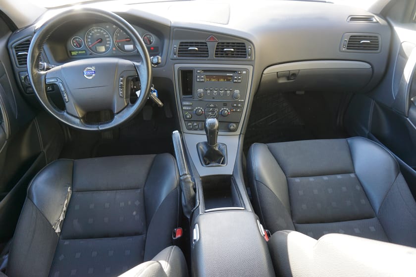 Bild 5 av Volvo V70 2.4 Kinetic SoV-hjul Motorvärmare Kupeutag Drag