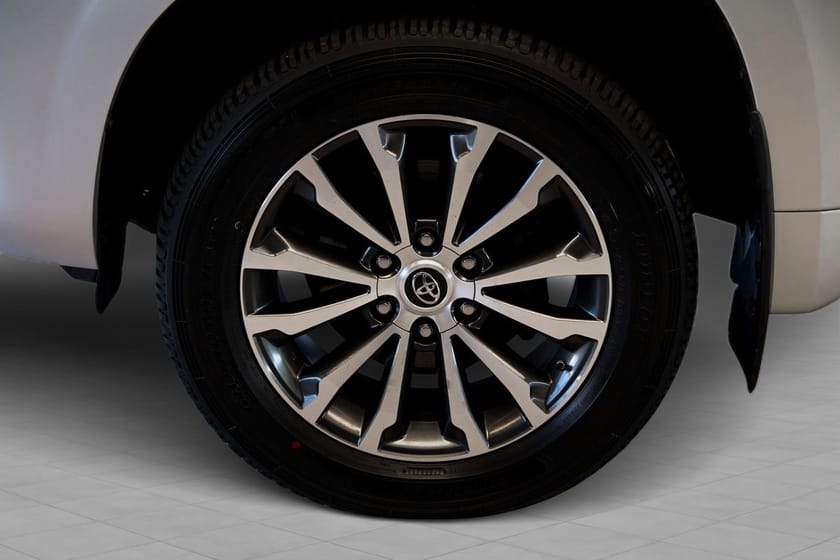 Bilde 2 av Toyota Land Cruiser 5-dørs 2,8 D-4D GX aut