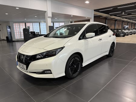 Nissan Leaf N-CONNECTA MY22 39 KWH LED