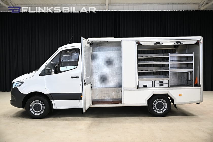 Bild 3 av Mercedes-Benz Sprinter 316 CDI Chassi Påbyggnad|Servicebil|Aluca-V-Inredd|Uppvärmt-skåp