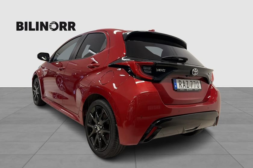 Bild 4 av Toyota Yaris Hybrid 1,5 5D STYLE/Kamera/Rattvärme