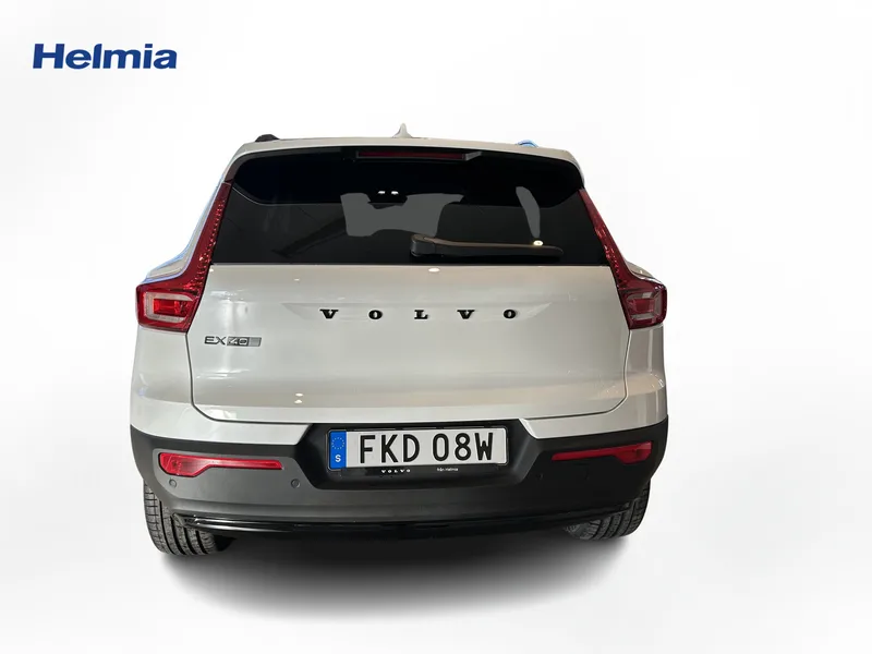 Bild 10 av 13 – Volvo EX40 Single Motor Extended Range M R Plus Black SE Plus Special Edition