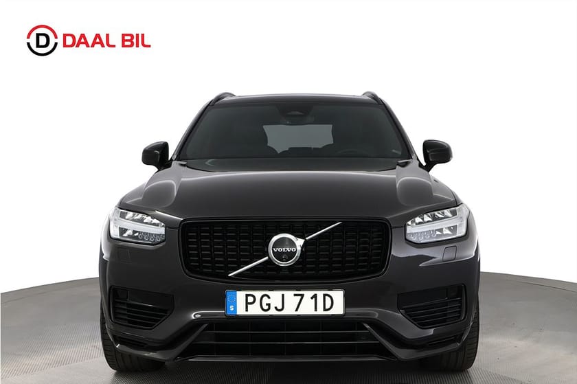 Bild 2 av Volvo XC90 7-seater RECHARGE T8 AWD 18,8 kWh 456HK ULTIMATE 7-SITS LUFTFJÄD