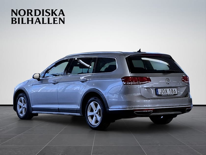 Bild 5 av Volkswagen Passat Alltrack 2.0 TDI DPF SCR 4Motion Ny kamrem Drag Värmare