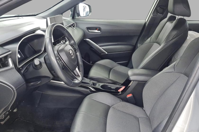 Bilde 4 av Toyota Corolla Cross Hybrid AWD-i Executive - LED - Ad. cruise - Ryggekam.