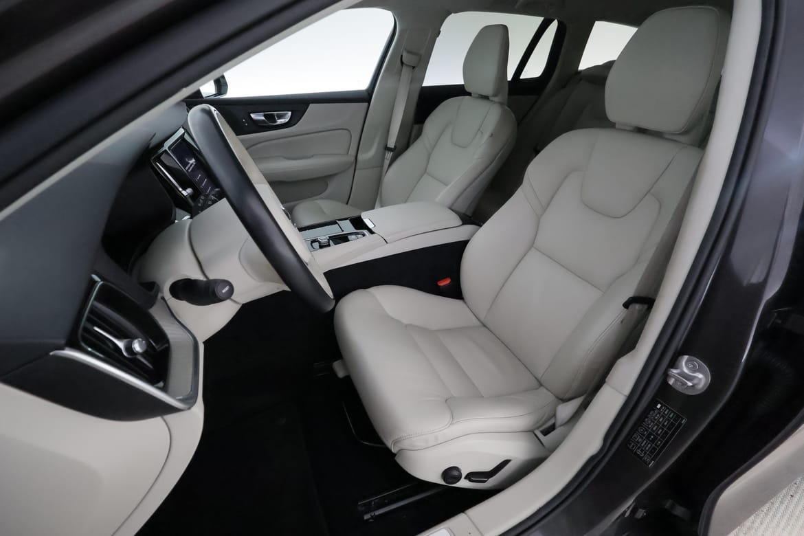 Volvo V60 2023 - miniatyr 11