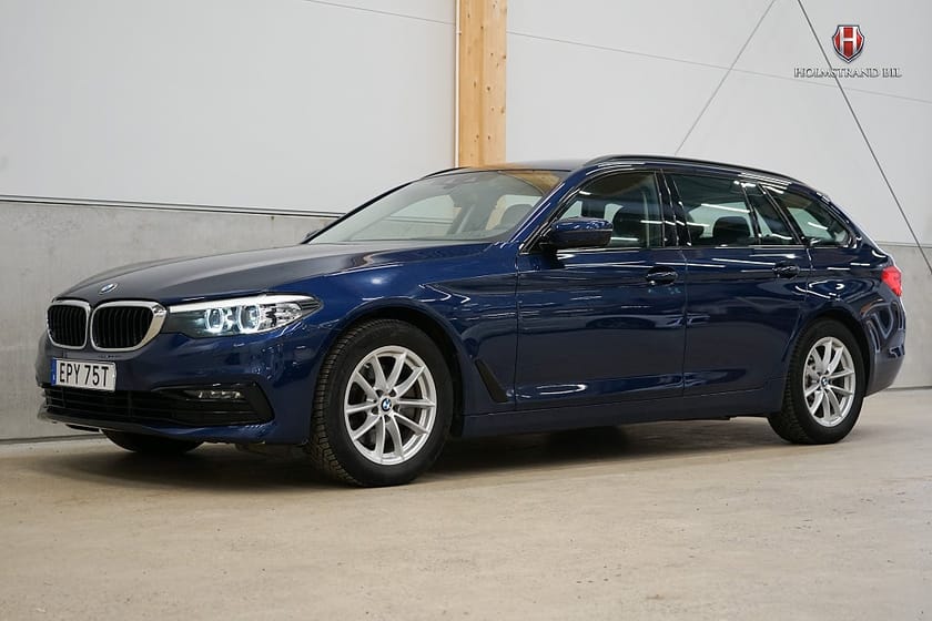 Bild 3 av BMW 520d xDrive Touring Sport line Kamera Rattvärme Carplay Navi