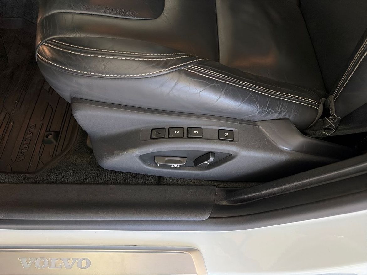 Volvo V60 2015 - miniatyr 16