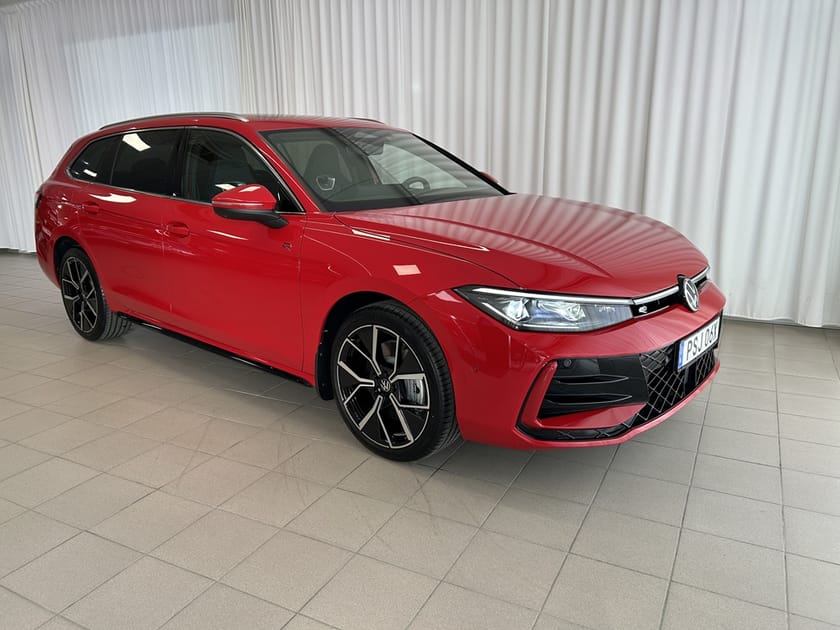 Bild 1 av Volkswagen Passat Variant eHybrid R-Line 272hk 4.995kr/mån