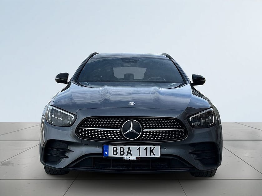 Bild 2 av Mercedes-Benz E 300 T de 4MATIC AMG Line/Ad.Farthållare/S&V-Däck/Backkamera