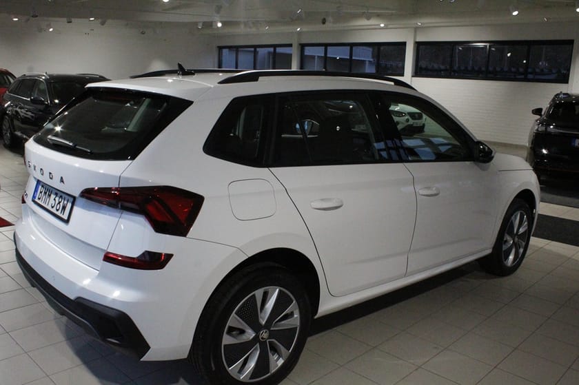 Bild 4 av Škoda Kamiq Selection 1,0 TSI 115 HK 7-VXL DSG Drag Backkamera
