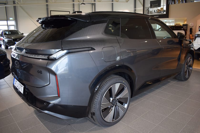 Bild 4 av Lynk & Co 08 PHEV More