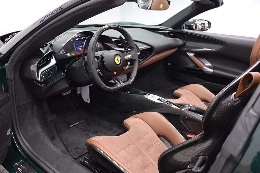 Bild 2 av Ferrari SF90 Spider Assetto Fiorano/ Verde British Racing