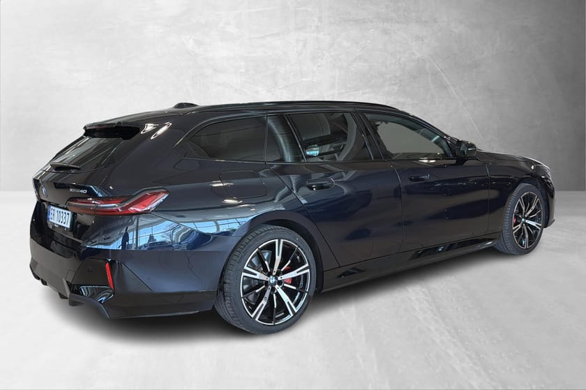Bilde 2 av BMW i5 xDrive40 Touring M-sport Pro Komfort B&W