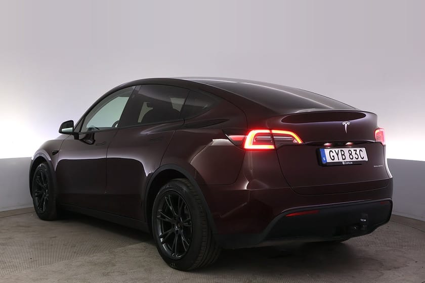 Bild 4 av Tesla Model Y Long Range AWD Autopilot Pano Drag